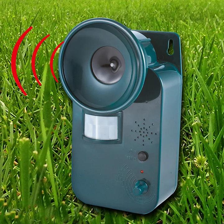 5000 sq ft Ultrasonic Cordless Pest Repeller – 9V DC Outdoor Animal Deterrent for Safe, Effective Repulsion of Various Animals