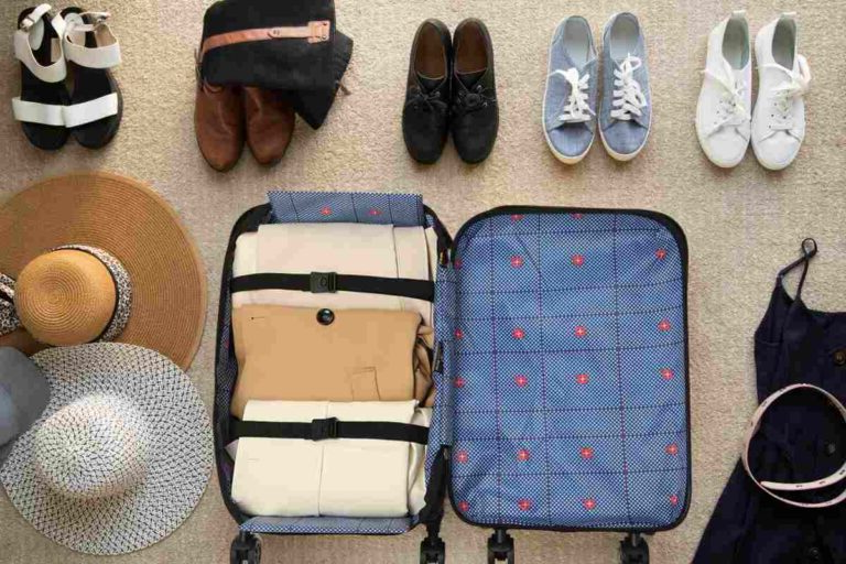 360° Rotating Foldable Travel Suitcases with Wheels