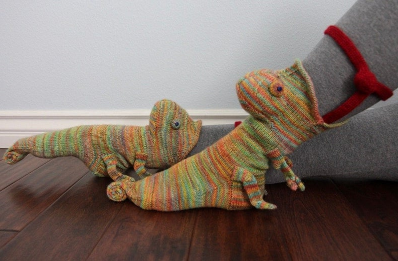 3D Knitted Crocodile Socks - Realistic Texture and Ultra-Soft Comfort