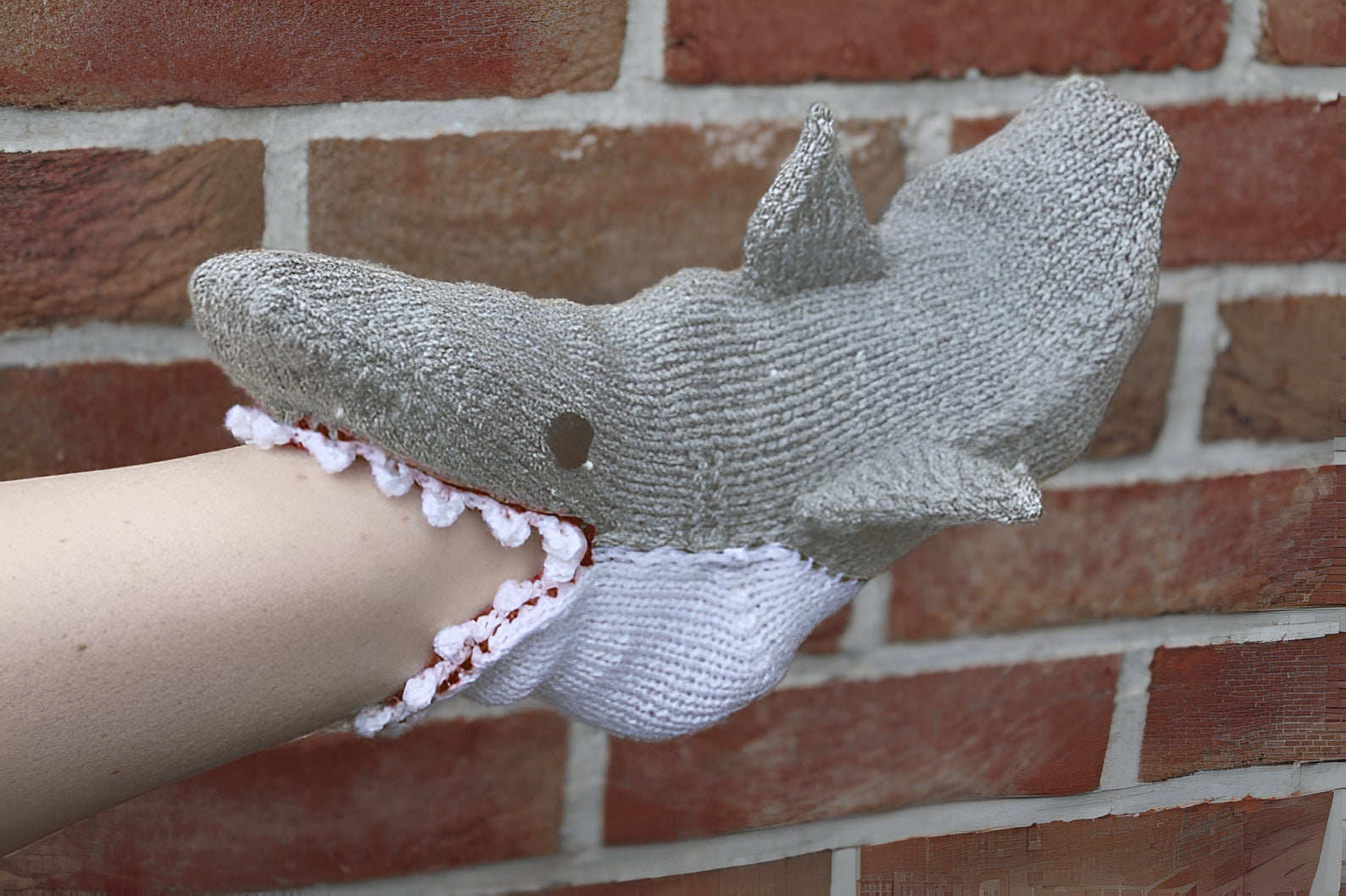 3D Knitted Crocodile Socks - Realistic Texture and Ultra-Soft Comfort