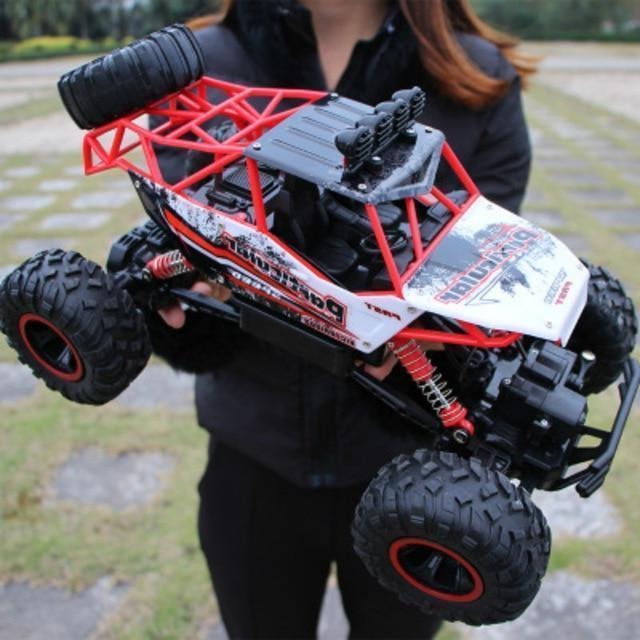 4x4 Rock Crawler Monster Truck: Extreme Off-Road Power